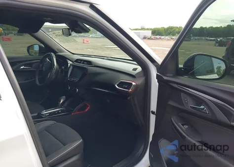 2022 Chevrolet Trailblazer Awd Rs from USA, damaged, VIN KL79MUSL8NB130952